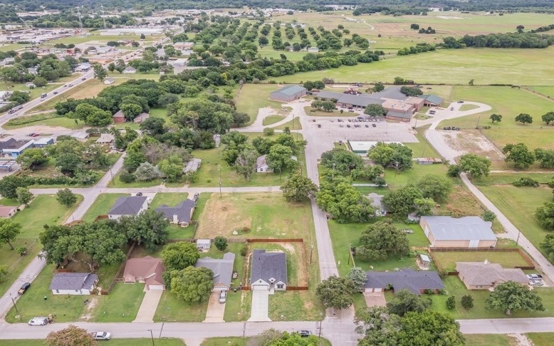 213 S Hitt Street, Boyd, TX 76023, 4 Bedrooms Bedrooms, ,2 BathroomsBathrooms,Residential,For Sale,213 S Hitt Street,20957209