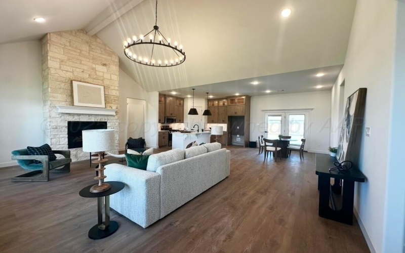 10 SPRING CANYON Parkway, Canyon, TX 79015-1724, 4 Habitaciones Habitaciones , ,2 BañosBaños,Residential,En Venta,10 SPRING CANYON Parkway,0,25-3806