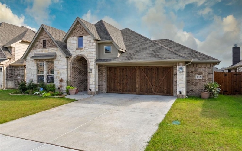 513 Livia Street, Burleson, TX 76028, 3 Habitaciones Habitaciones , ,2 BañosBaños,Residential,En Venta,513 Livia Street,20957443