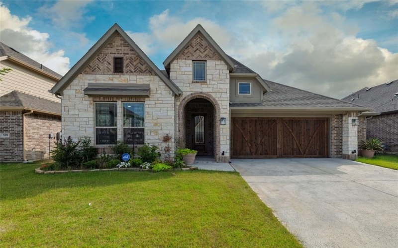 513 Livia Street, Burleson, TX 76028, 3 Habitaciones Habitaciones , ,2 BañosBaños,Residential,En Venta,513 Livia Street,20957443
