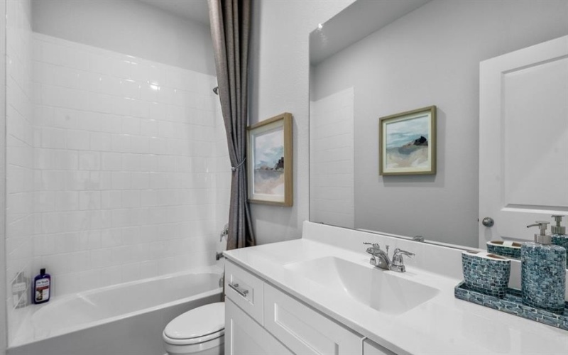 300 GALLANT MAN Court, Granbury, TX 76049, 4 Habitaciones Habitaciones , ,2 BañosBaños,Residential,En Venta,300 GALLANT MAN Court,20957996