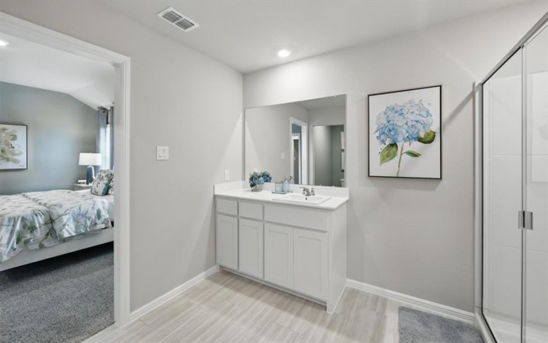 5545 LEGENDS Way, Denton, TX 76249, 4 Bedrooms Bedrooms, ,3 BathroomsBathrooms,Residential,For Sale,5545 LEGENDS Way,20958048