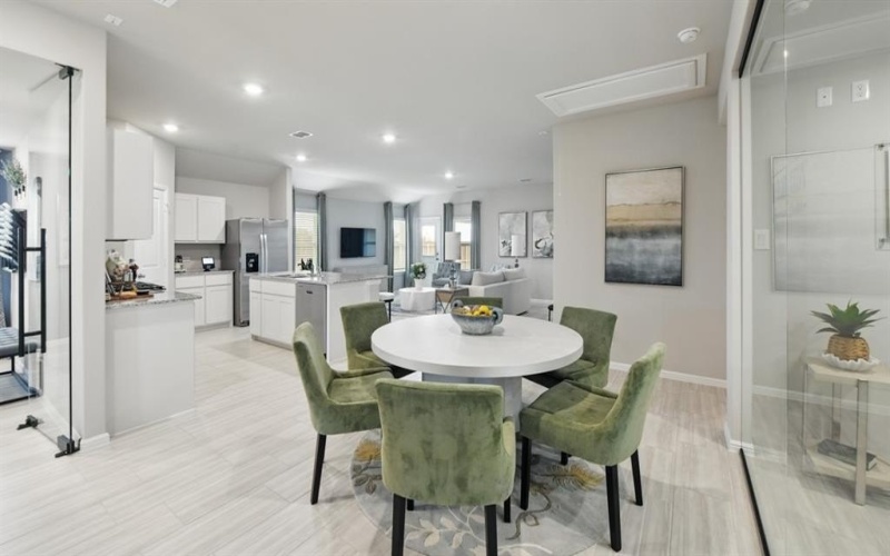5545 LEGENDS Way, Denton, TX 76249, 4 Bedrooms Bedrooms, ,3 BathroomsBathrooms,Residential,For Sale,5545 LEGENDS Way,20958048