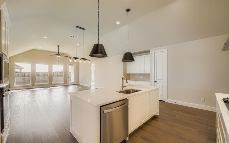 4210 Windy Point Road, Oak Point, TX 75068, 4 Bedrooms Bedrooms, ,3 BathroomsBathrooms,Residential,For Sale,4210 Windy Point Road,0,20959780