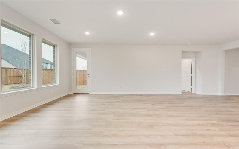 4108 Tarlton Road, Little Elm, TX 75068, 3 Habitaciones Habitaciones , ,2 BañosBaños,Residential,En Venta,4108 Tarlton Road,20960116