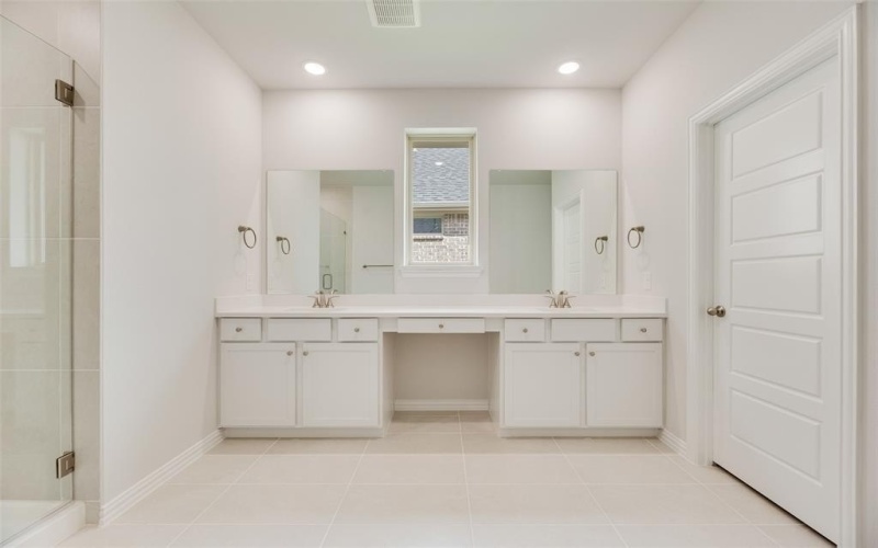 5805 Edward Drive, Celina, TX 76227, 4 Bedrooms Bedrooms, ,3 BathroomsBathrooms,Residential,For Sale,5805 Edward Drive,20960141