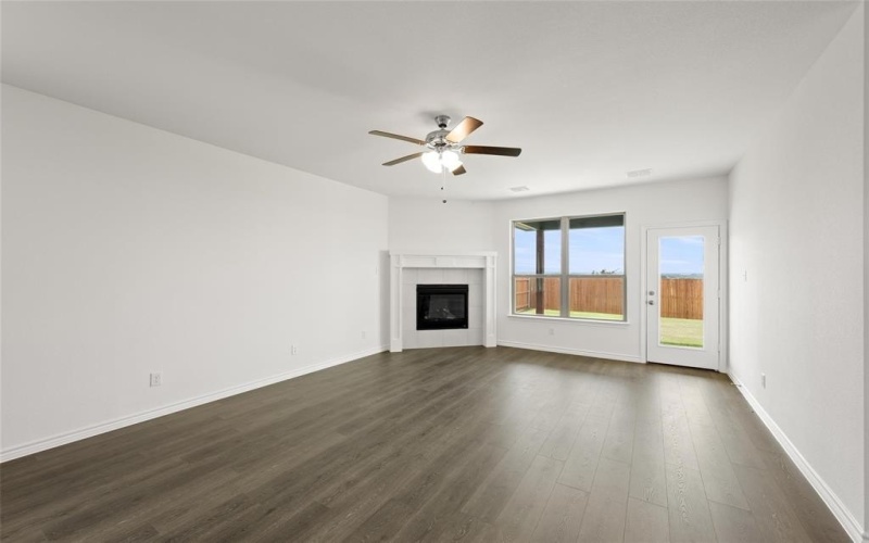 405 Choctaw Drive, Cleburne, TX 76033, 3 Habitaciones Habitaciones , ,2 BañosBaños,Residential,En Venta,405 Choctaw Drive,20960149