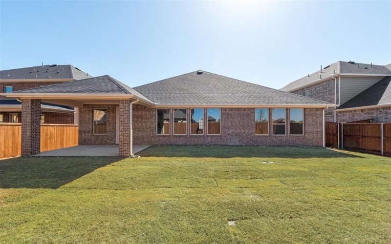 2036 Burriana Court, Little Elm, TX 75068, 4 Bedrooms Bedrooms, ,3 BathroomsBathrooms,Residential,For Sale,2036 Burriana Court,20960176