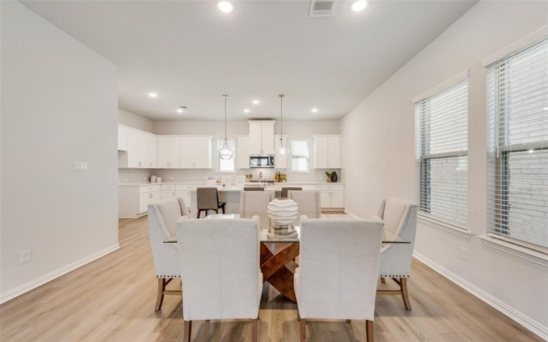 4557 Ward Street, North Richland Hills, TX 76180, 4 Habitaciones Habitaciones , ,3 BañosBaños,Residential,En Venta,4557 Ward Street,20960184