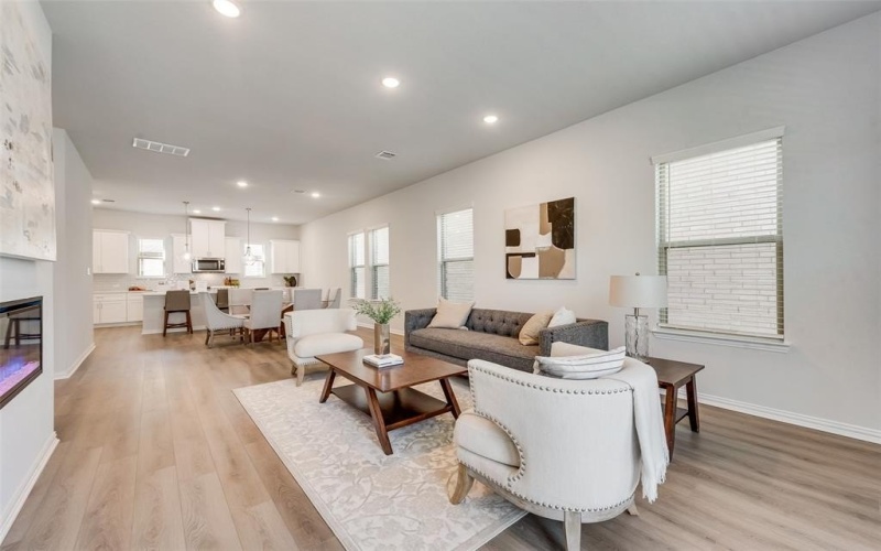 4557 Ward Street, North Richland Hills, TX 76180, 4 Habitaciones Habitaciones , ,3 BañosBaños,Residential,En Venta,4557 Ward Street,20960184