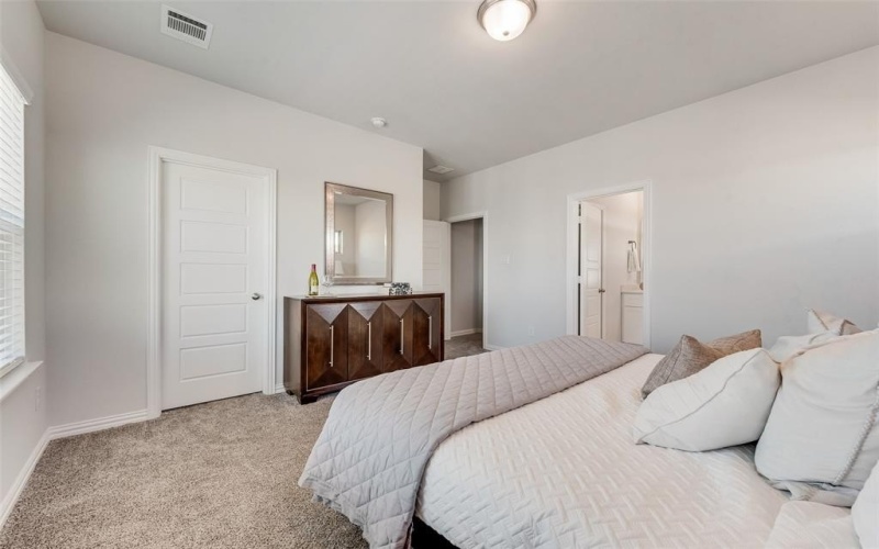 4557 Ward Street, North Richland Hills, TX 76180, 4 Habitaciones Habitaciones , ,3 BañosBaños,Residential,En Venta,4557 Ward Street,20960184