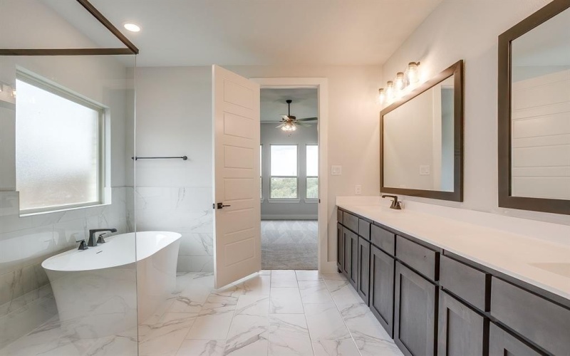 7249 Wayward Wind Drive, Fort Worth, TX 76179, 4 Bedrooms Bedrooms, ,2 BathroomsBathrooms,Residential,For Sale,7249 Wayward Wind Drive,0,20960191