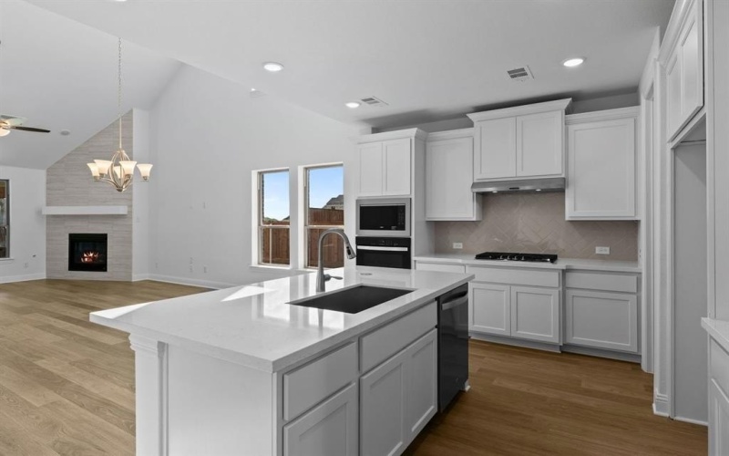 621 Carlow Way, Celina, TX 75009, 4 Bedrooms Bedrooms, ,3 BathroomsBathrooms,Residential,For Sale,621 Carlow Way,0,20960196