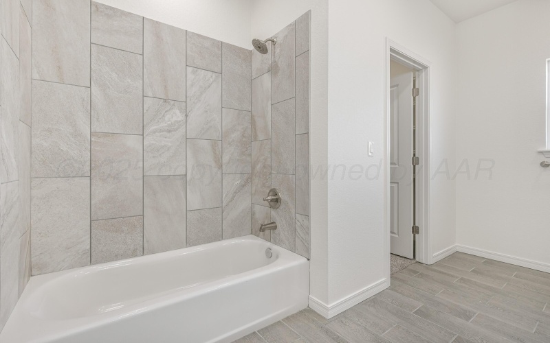 307 S TENNESSEE Street, Amarillo, TX 79106-7983, 3 Habitaciones Habitaciones , ,2 BañosBaños,Residential,En Venta,307 S TENNESSEE Street,25-3870