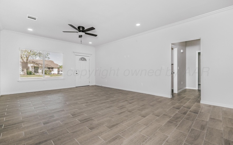 307 S TENNESSEE Street, Amarillo, TX 79106-7983, 3 Habitaciones Habitaciones , ,2 BañosBaños,Residential,En Venta,307 S TENNESSEE Street,25-3870