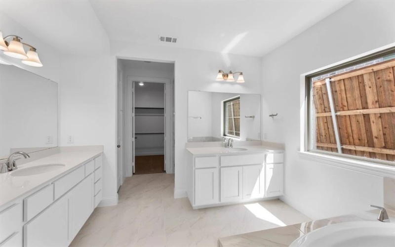 629 Carlow Way, Celina, TX 75009, 4 Habitaciones Habitaciones , ,5 BañosBaños,Residential,En Venta,629 Carlow Way,0,20960249