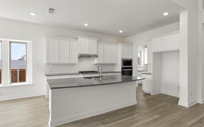 617 Wexford Drive, Celina, TX 75009, 5 Bedrooms Bedrooms, ,5 BathroomsBathrooms,Residential,For Sale,617 Wexford Drive,20960266
