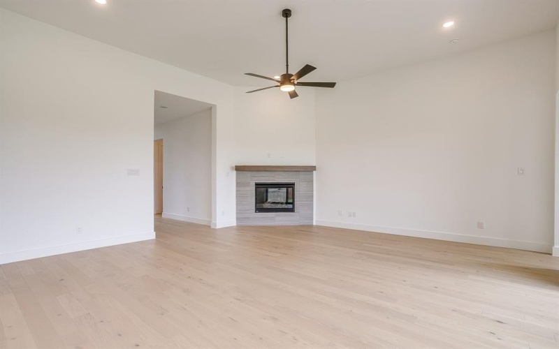 7253 Wayward Wind Drive, Fort Worth, TX 76179, 4 Bedrooms Bedrooms, ,3 BathroomsBathrooms,Residential,For Sale,7253 Wayward Wind Drive,0,20960285