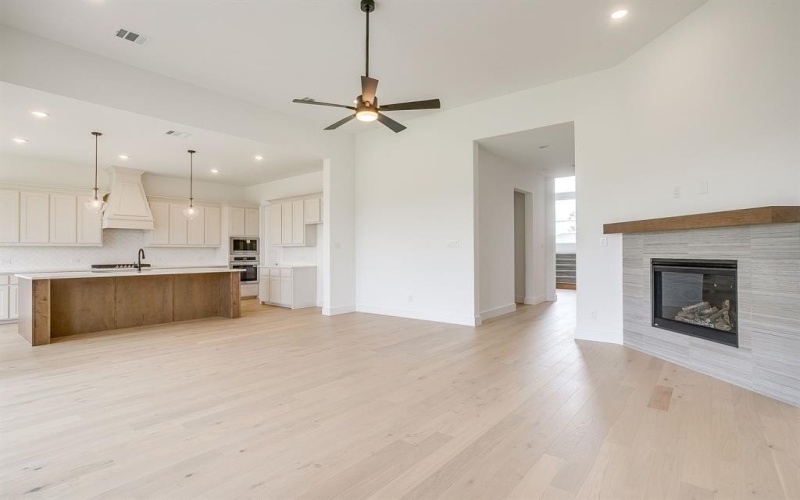 7253 Wayward Wind Drive, Fort Worth, TX 76179, 4 Bedrooms Bedrooms, ,3 BathroomsBathrooms,Residential,For Sale,7253 Wayward Wind Drive,0,20960285