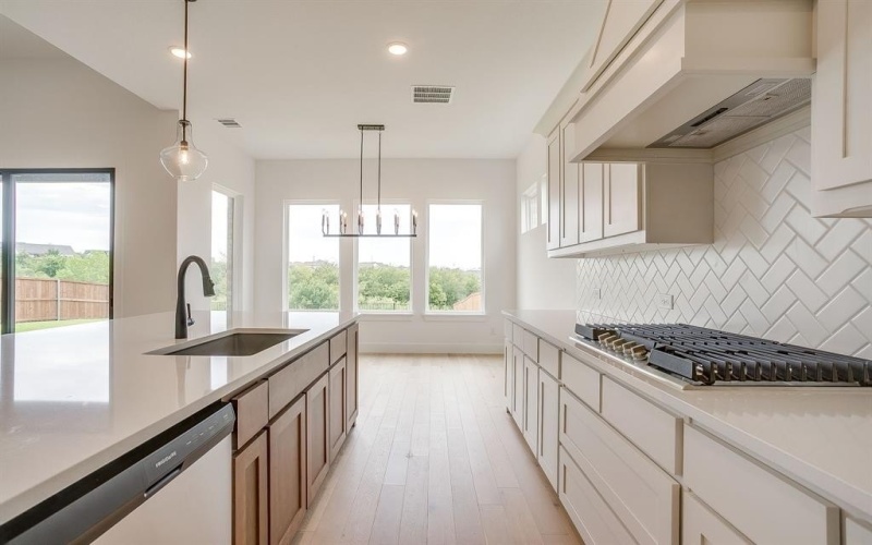 7253 Wayward Wind Drive, Fort Worth, TX 76179, 4 Bedrooms Bedrooms, ,3 BathroomsBathrooms,Residential,For Sale,7253 Wayward Wind Drive,0,20960285