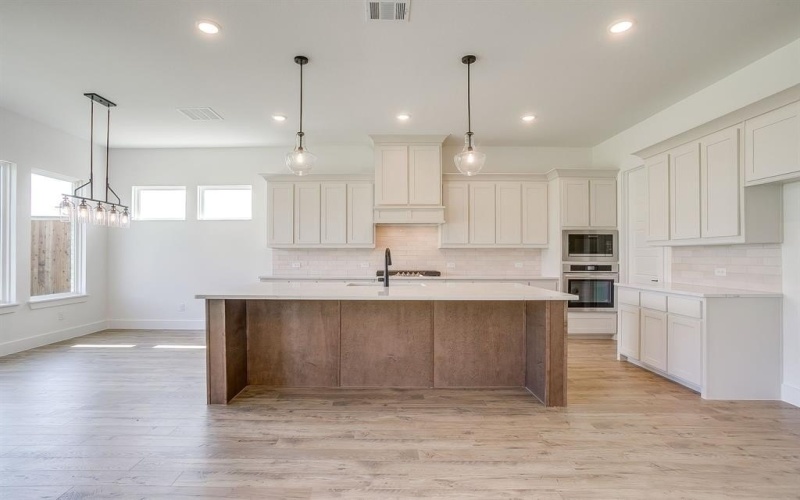 7324 Wayward Wind Drive, Fort Worth, TX 76179, 4 Bedrooms Bedrooms, ,3 BathroomsBathrooms,Residential,For Sale,7324 Wayward Wind Drive,0,20960306