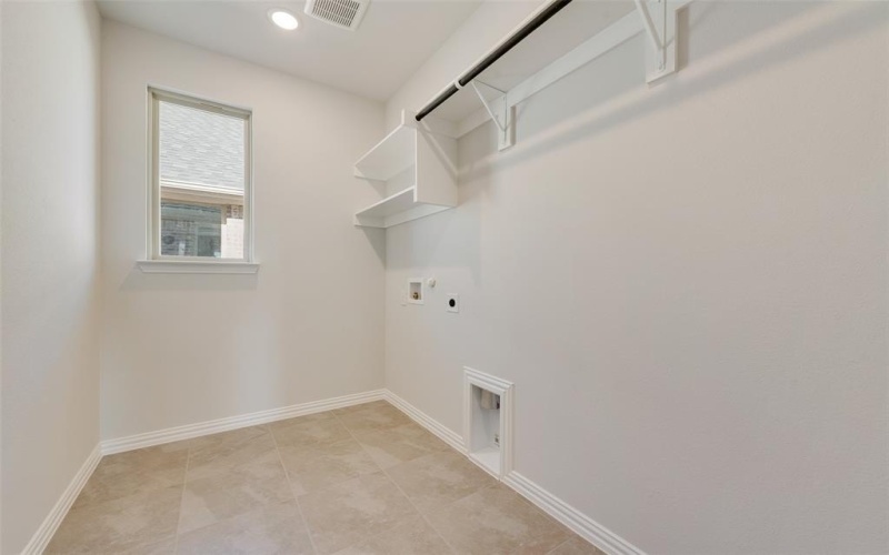 2702 Shiners Street, Forney, TX 75126, 3 Bedrooms Bedrooms, ,2 BathroomsBathrooms,Residential,For Sale,2702 Shiners Street,20960348