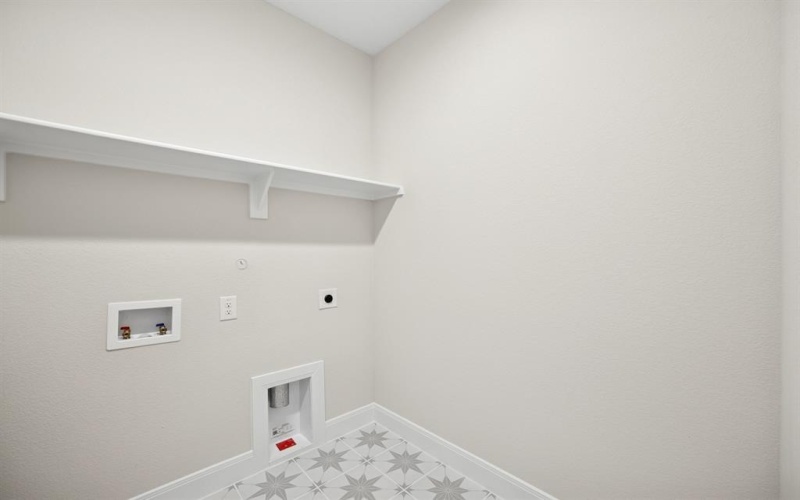 605 Derby Drive, Mansfield, TX 76063, 5 Habitaciones Habitaciones , ,5 BañosBaños,Residential,En Venta,605 Derby Drive,0,20960352