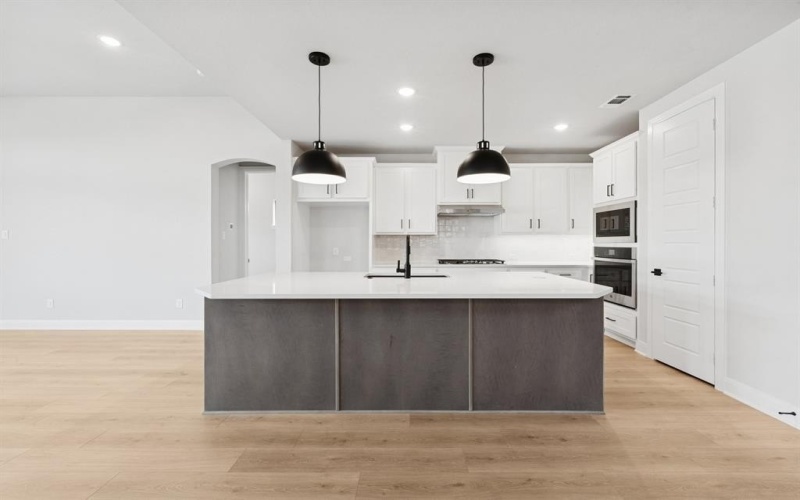 512 Long Trail, Mansfield, TX 76063, 4 Habitaciones Habitaciones , ,3 BañosBaños,Residential,En Venta,512 Long Trail,0,20960380