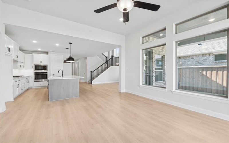 512 Long Trail, Mansfield, TX 76063, 4 Habitaciones Habitaciones , ,3 BañosBaños,Residential,En Venta,512 Long Trail,0,20960380