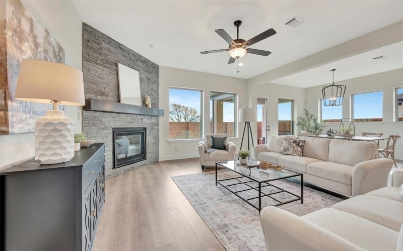 610 Long Trail, Mansfield, TX 76063, 4 Habitaciones Habitaciones , ,3 BañosBaños,Residential,En Venta,610 Long Trail,0,20960399