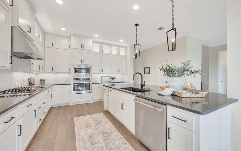 610 Long Trail, Mansfield, TX 76063, 4 Habitaciones Habitaciones , ,3 BañosBaños,Residential,En Venta,610 Long Trail,0,20960399