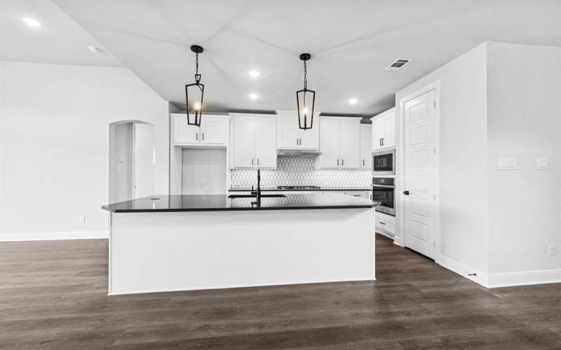 2903 Long Trail, Mansfield, TX 76063, 4 Habitaciones Habitaciones , ,3 BañosBaños,Residential,En Venta,2903 Long Trail,0,20960450