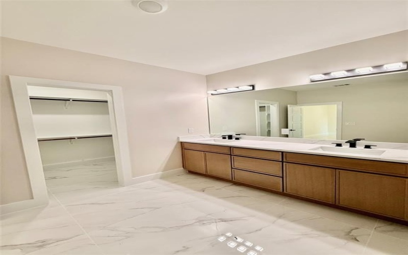 2815 Pall Mall Avenue, Dallas, TX 75241, 4 Bedrooms Bedrooms, ,2 BathroomsBathrooms,Residential,For Sale,2815 Pall Mall Avenue,0,20960461
