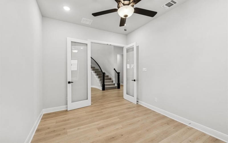 2807 Neidman Drive, Mansfield, TX 76063, 4 Bedrooms Bedrooms, ,3 BathroomsBathrooms,Residential,For Sale,2807 Neidman Drive,0,20960477