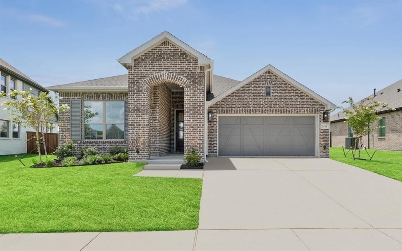 2910 Neidman Drive, Mansfield, TX 76063, 4 Bedrooms Bedrooms, ,3 BathroomsBathrooms,Residential,For Sale,2910 Neidman Drive,20960516