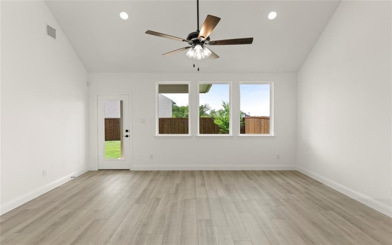 2445 Wheatfield Nook Road, Royse City, TX 75189, 5 Habitaciones Habitaciones , ,3 BañosBaños,Residential,En Venta,2445 Wheatfield Nook Road,20960547