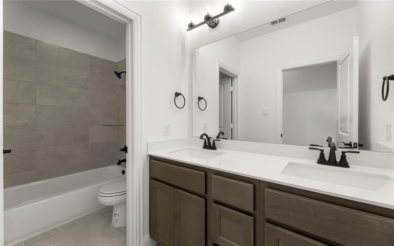 2445 Wheatfield Nook Road, Royse City, TX 75189, 5 Habitaciones Habitaciones , ,3 BañosBaños,Residential,En Venta,2445 Wheatfield Nook Road,20960547