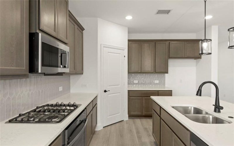 2445 Wheatfield Nook Road, Royse City, TX 75189, 5 Habitaciones Habitaciones , ,3 BañosBaños,Residential,En Venta,2445 Wheatfield Nook Road,20960547