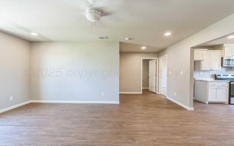 903 Maple Avenue, White Deer, TX 79097, 3 Bedrooms Bedrooms, ,2 BathroomsBathrooms,Residential,For Sale,903 Maple Avenue,0,25-3015