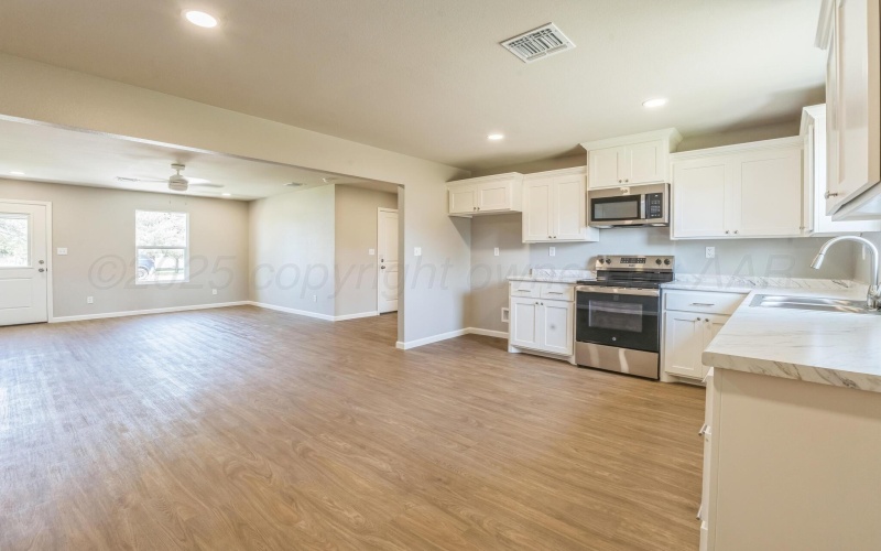 903 Maple Avenue, White Deer, TX 79097, 3 Bedrooms Bedrooms, ,2 BathroomsBathrooms,Residential,For Sale,903 Maple Avenue,0,25-3015