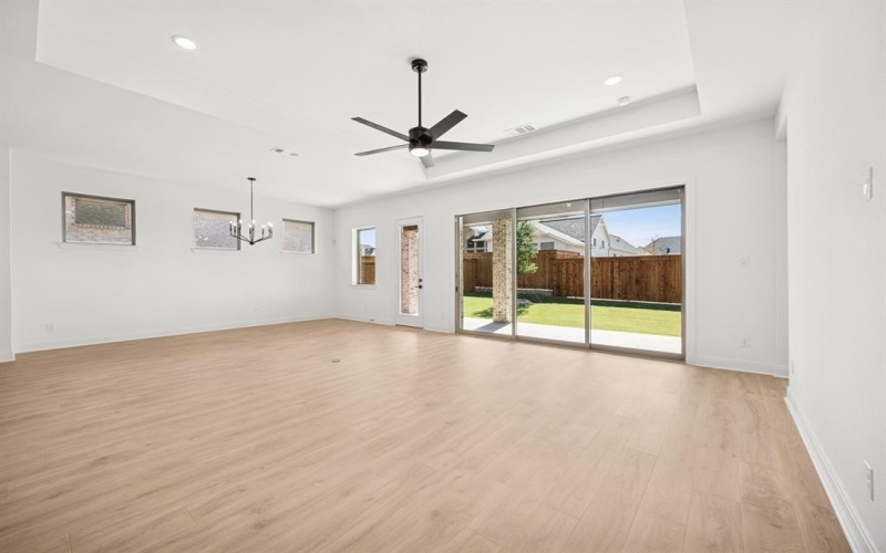 1939 Descent Lane, Rockwall, TX 75087, 4 Bedrooms Bedrooms, ,5 BathroomsBathrooms,Residential,For Sale,1939 Descent Lane,0,20960739