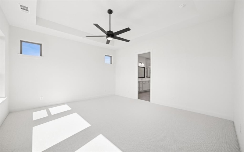 1939 Descent Lane, Rockwall, TX 75087, 4 Bedrooms Bedrooms, ,5 BathroomsBathrooms,Residential,For Sale,1939 Descent Lane,0,20960739