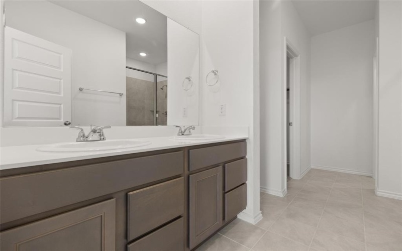 3121 Dixondale Drive, Fort Worth, TX 76108, 5 Habitaciones Habitaciones , ,3 BañosBaños,Residential,En Venta,3121 Dixondale Drive,20960808
