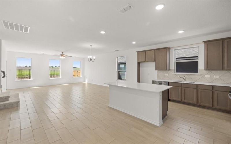 3121 Dixondale Drive, Fort Worth, TX 76108, 5 Habitaciones Habitaciones , ,3 BañosBaños,Residential,En Venta,3121 Dixondale Drive,20960808