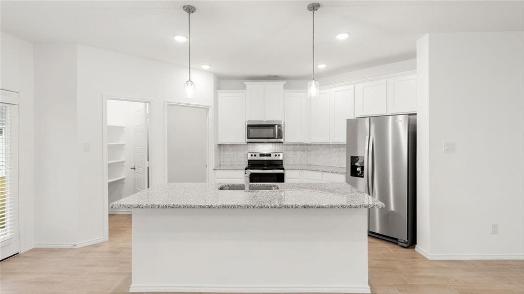 3108 Dixondale Drive, Fort Worth, TX 76108, 3 Bedrooms Bedrooms, ,2 BathroomsBathrooms,Residential,For Sale,3108 Dixondale Drive,20960869