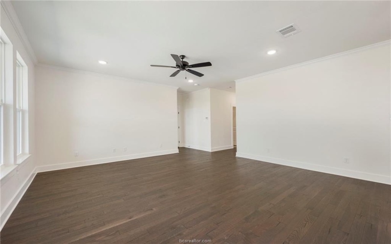 569 Harvest Lake Drive, Snook, TX 77878, 4 Bedrooms Bedrooms, ,2 BathroomsBathrooms,Residential,For Sale,569 Harvest Lake Drive,0,25006672