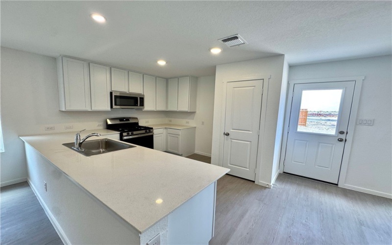 2713 Lannister, Corpus Christi, TX 78415, 3 Bedrooms Bedrooms, ,2 BathroomsBathrooms,Residential,For Sale,2713 Lannister,459758