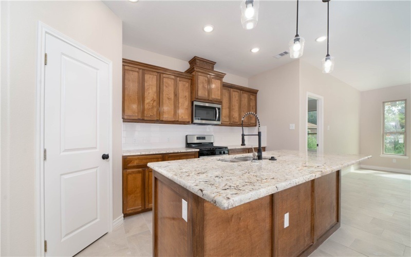 3638 Rebecca Drive, Corpus Christi, TX 78410, 3 Bedrooms Bedrooms, ,2 BathroomsBathrooms,Residential,For Sale,3638 Rebecca Drive,460267