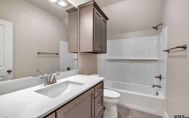 4344 Macnab Drive, Tyler, TX 75707, ,7 BathroomsBathrooms,Residential Multi Family,For Sale,4344 Macnab Drive,25008625