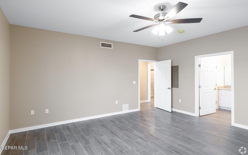 9779 McCombs Street unit: A-4 #A-4, El Paso, TX 79924, 3 Habitaciones Habitaciones , ,2 BañosBaños,Residential,En Venta,9779 McCombs Street unit: A-4,924045